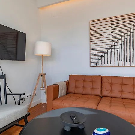 Apartmán Principe Real 2Br With Balcony By Lovelystay